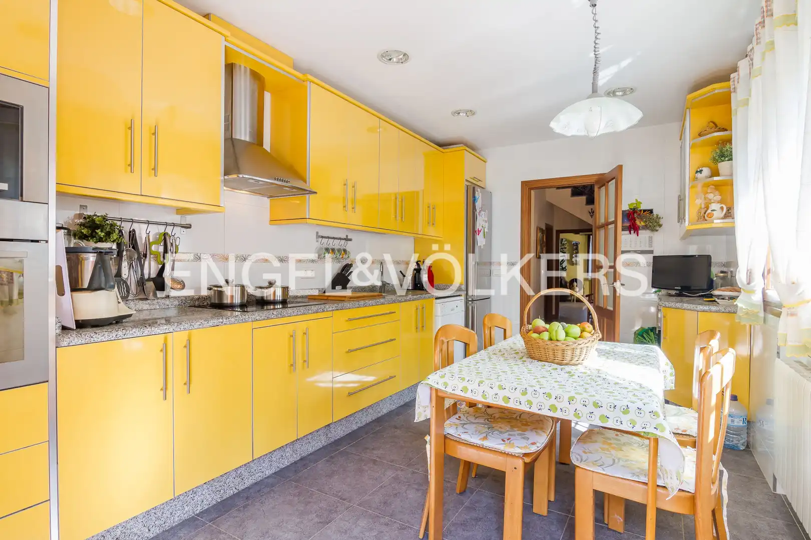 Cocina de Casa o chalet en venta en Berzocana con Calefacción, Jardín privado y Terraza