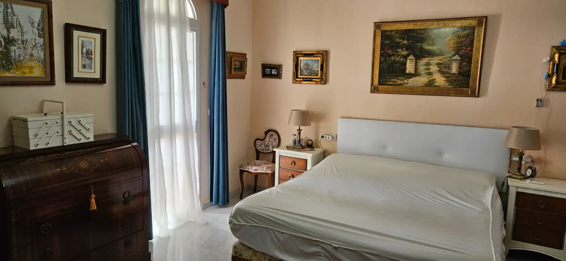 Dormitori de Casa o xalet en venda en Chiclana de la Frontera amb Aire condicionat, Calefacció i Jardí privat