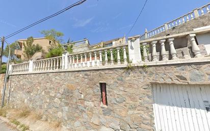 Exterior view of House or chalet for sale in Torrelles de Llobregat  with Swimming Pool