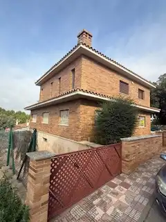 Xalet amb terrassa en venda a Mas Altaba - El Molí, imagen 2