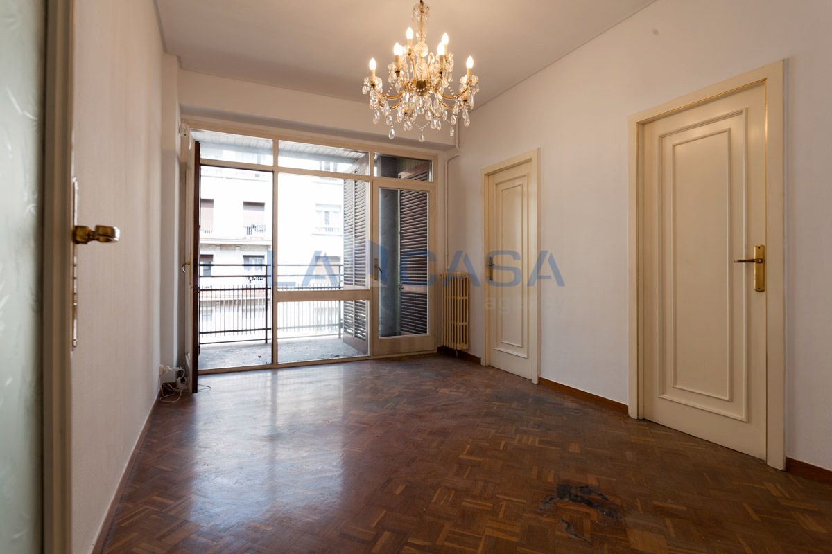 Bedroom of Flat for sale in  Barcelona Capital  with Heating and Balcony