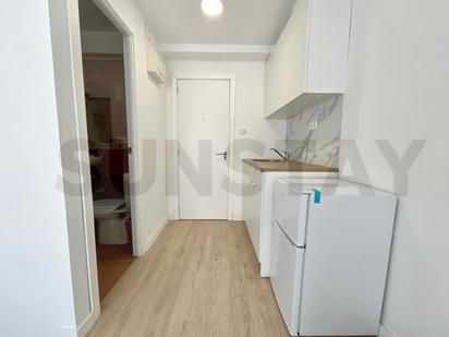 Kitchen of Flat to rent in  Valencia Capital  with Air Conditioner, Heating and Furnished