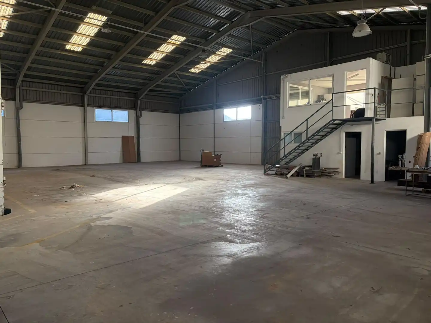Industrial building to rent in Alcàsser, imagen 2
