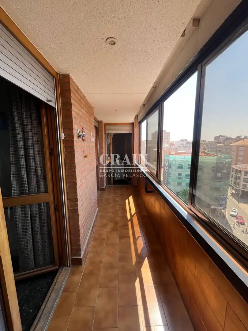 Appartamento con terrazza in vendita a Centro, imagen 2