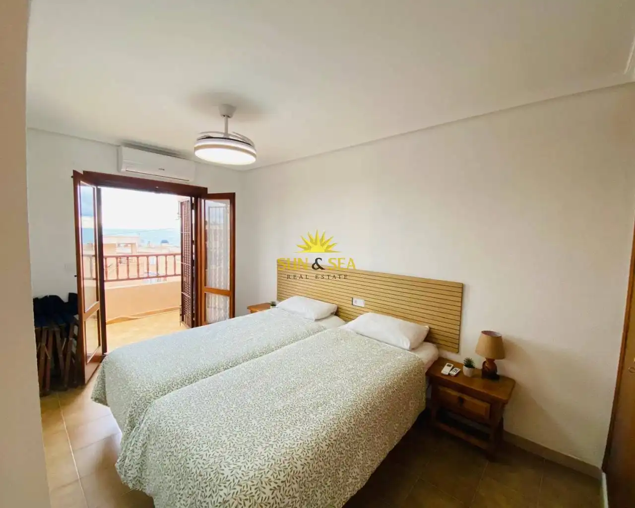 Dormitori de Casa o xalet de lloguer en Torrevieja amb Aire condicionat, Calefacció i Forn