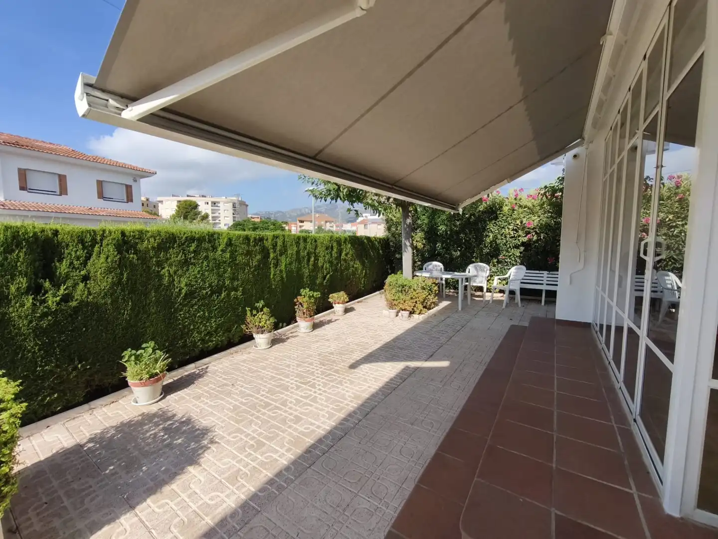 Terraza de Casa o chalet en venta en Mont-roig del Camp con Aire acondicionado, Calefacción y Jardín privado