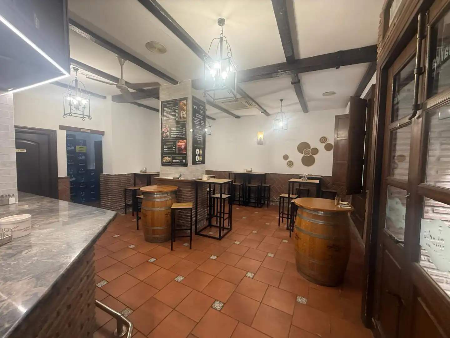 Business premises for transfer in Calle Calle Trajano, imagen 6