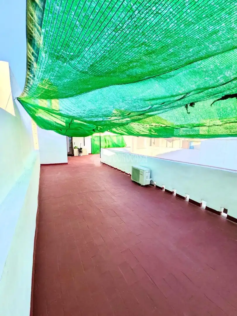 Terrassa de Casa adosada en venda en Aguilar de la Frontera amb Aire condicionat, Calefacció i Balcó