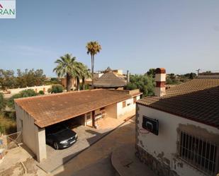 Vista exterior de Casa o xalet en venda en San Vicente del Raspeig / Sant Vicent del Raspeig amb Aire condicionat, Calefacció i Jardí privat