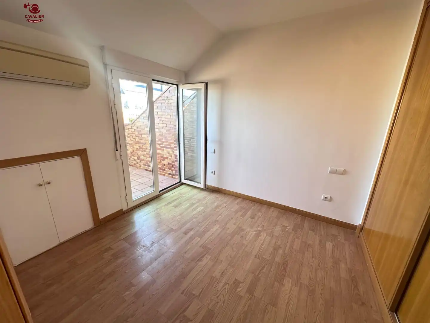Bedroom of Flat for rent in Alpedrete  with Air Conditioner, Terrace and Storage room