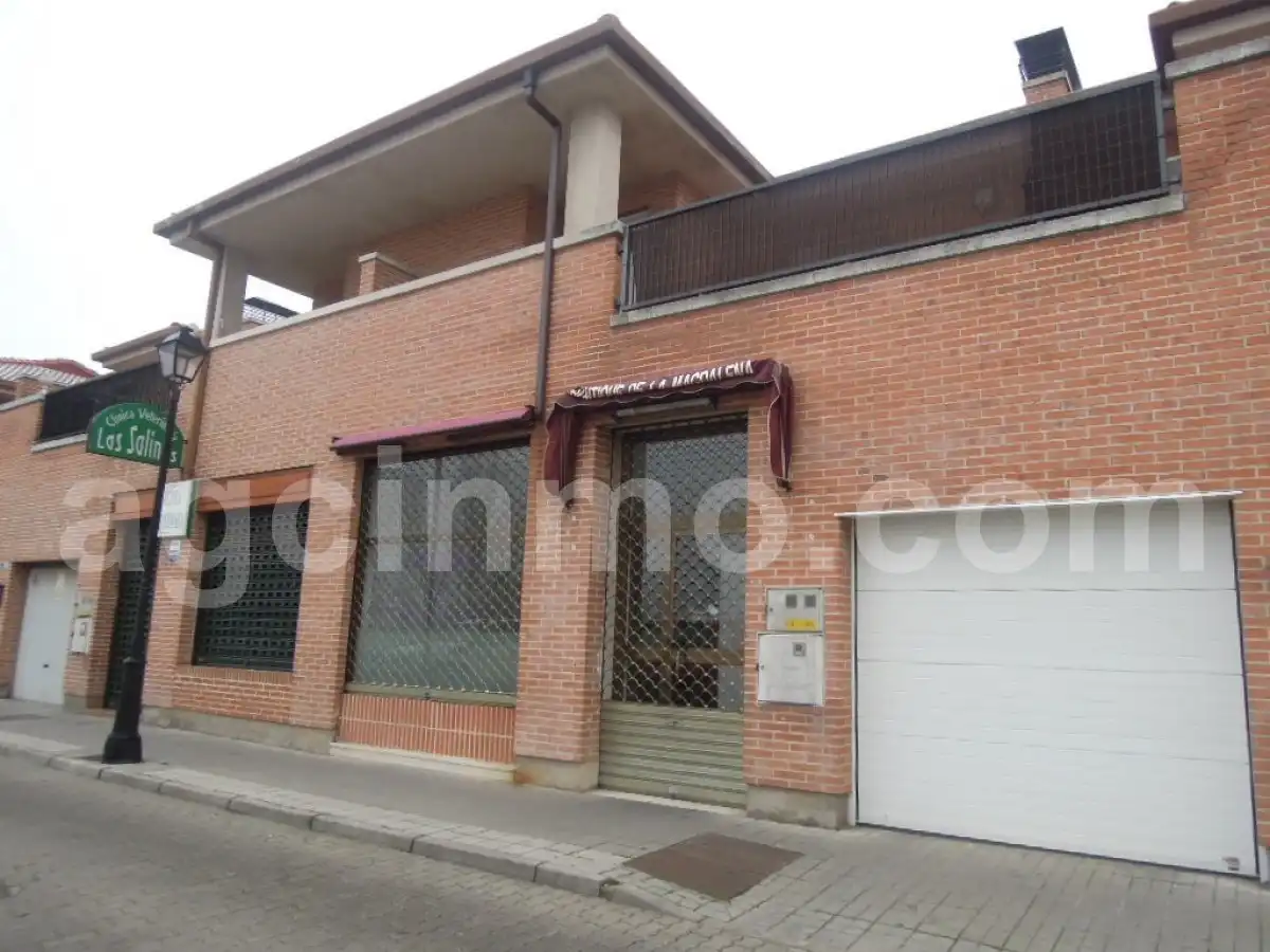 Commercial properties for sale in Laguna de Duero