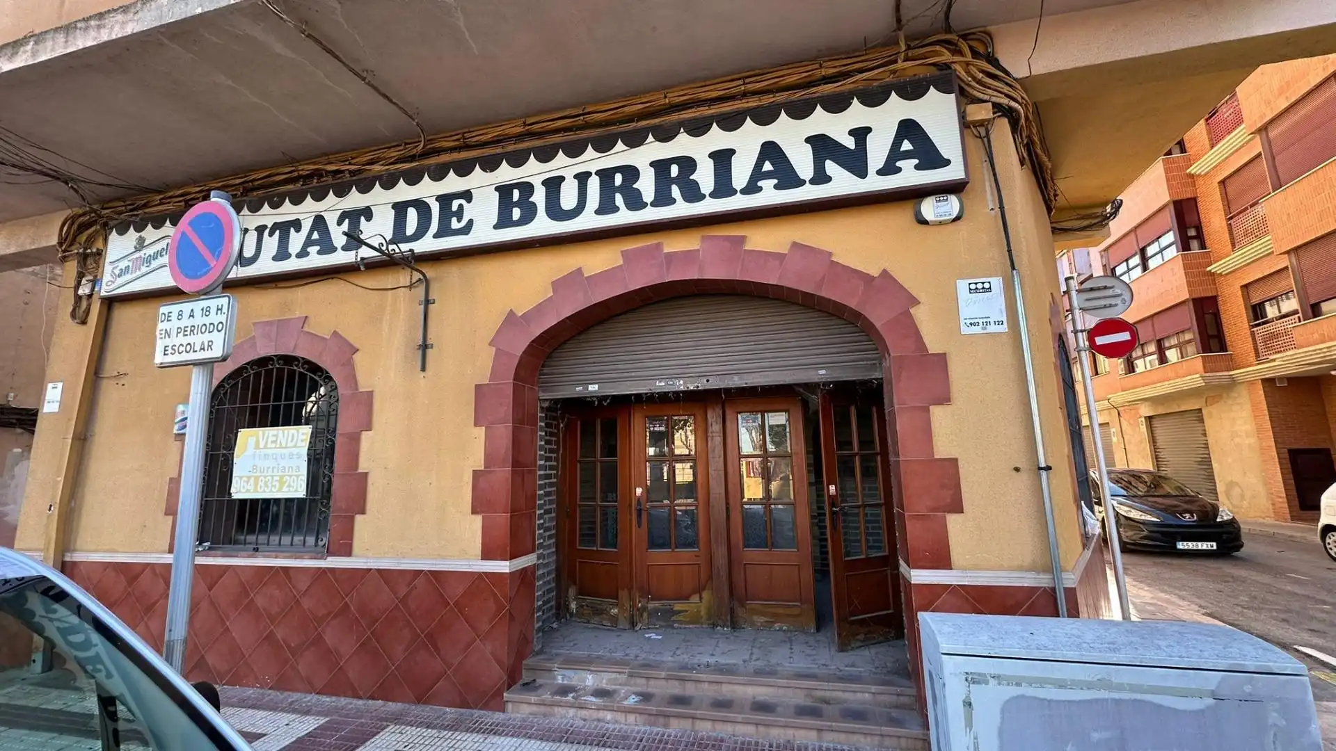 Business premises for sale in MAESTRO SERRANO
