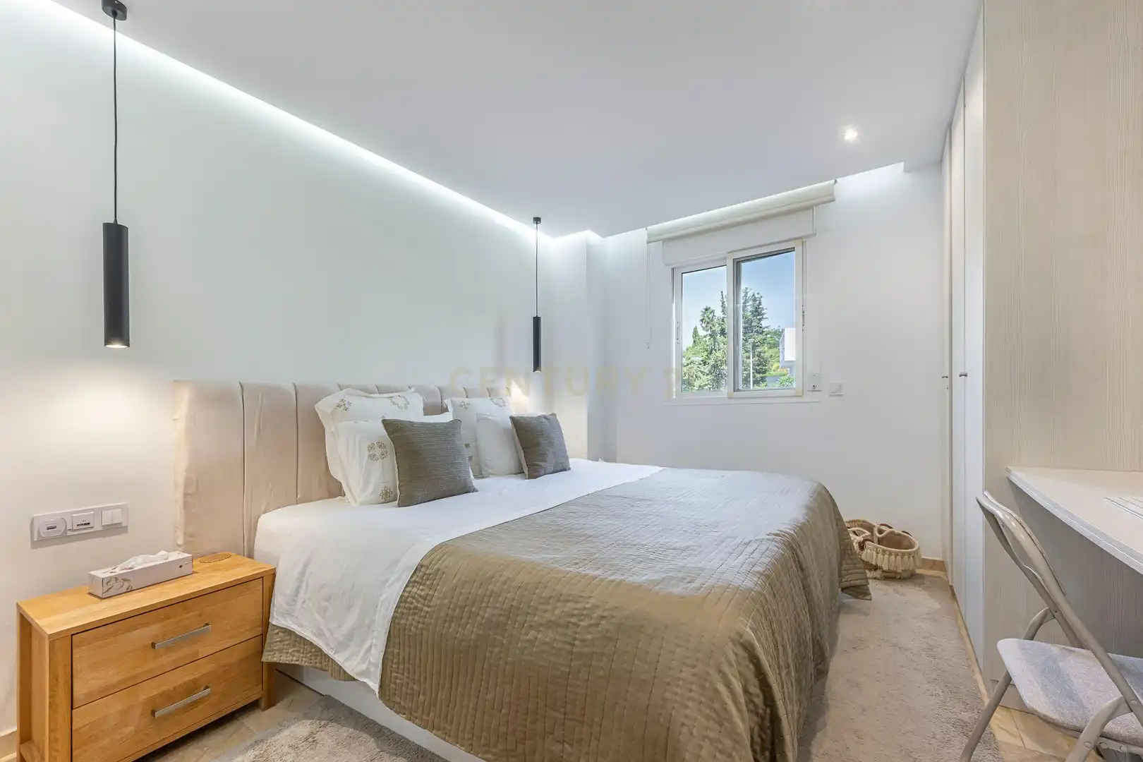 Habitación de Apartamento en venta en Marbella con Aire acondicionado, Trastero y Balcón