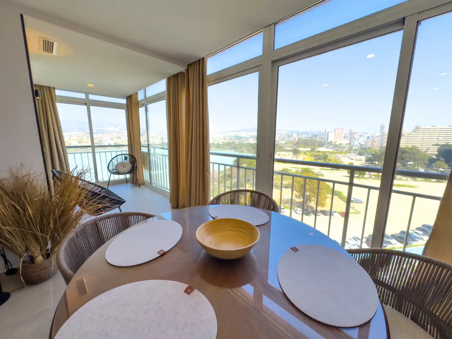 Appartement compact avec ascenseur à vendre à Avenida Juan Carlos I