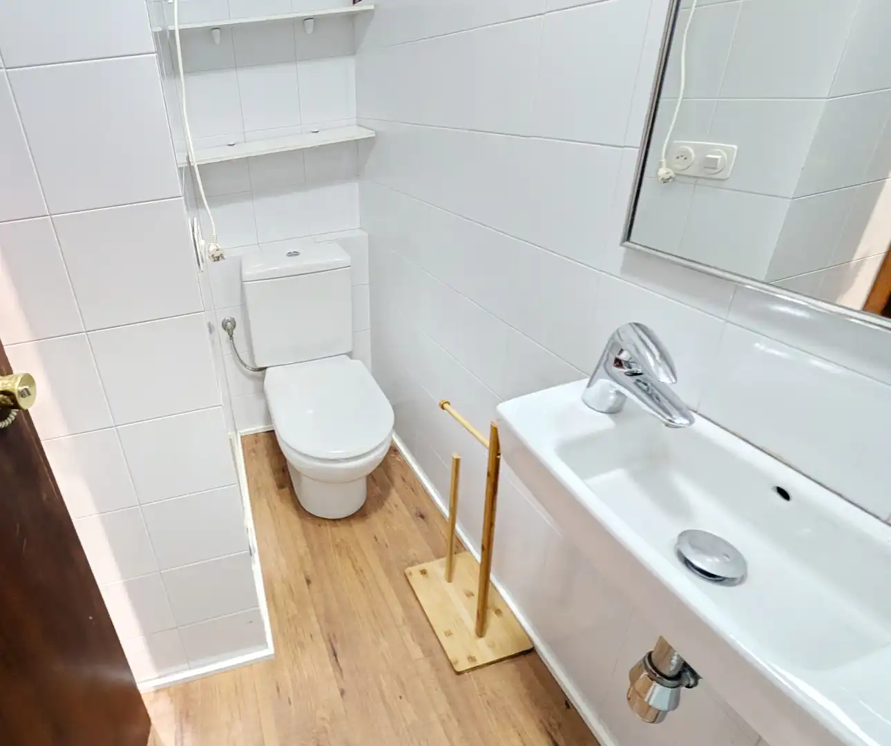 Baño de Apartamento en venta en Camprodon con Trastero y Amueblado