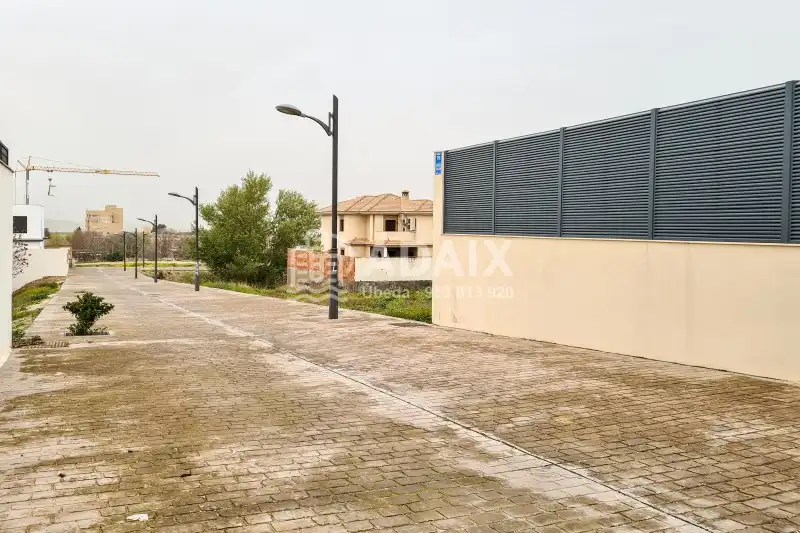 Terrenys i solars en venda a Calle Rosalía de Castro, imagen 3