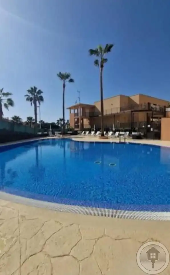 Piso con ascensor en venta en Azimut