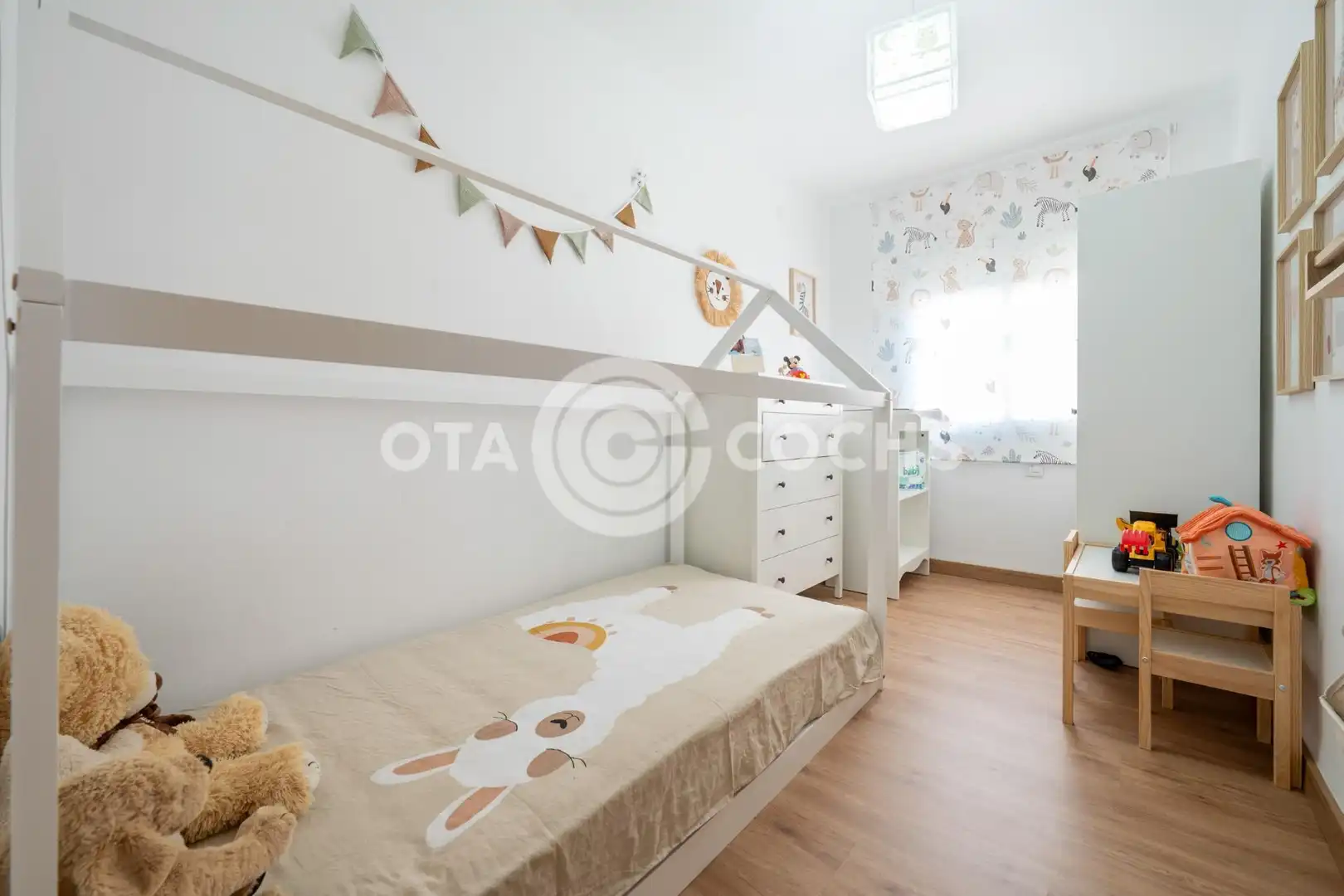 Bedroom of Flat for sale in Reus  with Air Conditioner, Balcony and Community pool