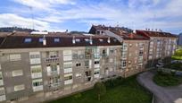 Vista exterior de Apartament en venda en Barbadás amb Calefacció, Parquet i Terrassa