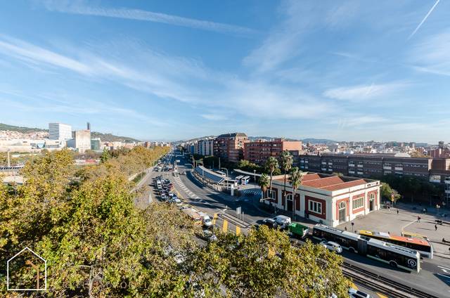 Piso en Venta en Passeig de Fabra i Puig en Vilapicina i la Torre Llobeta