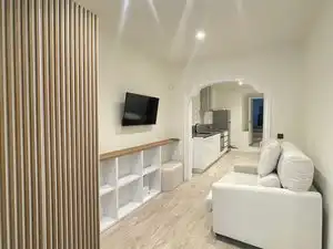 Sala d'estar de Apartament en venda en Gijón  amb Calefacció i Forn