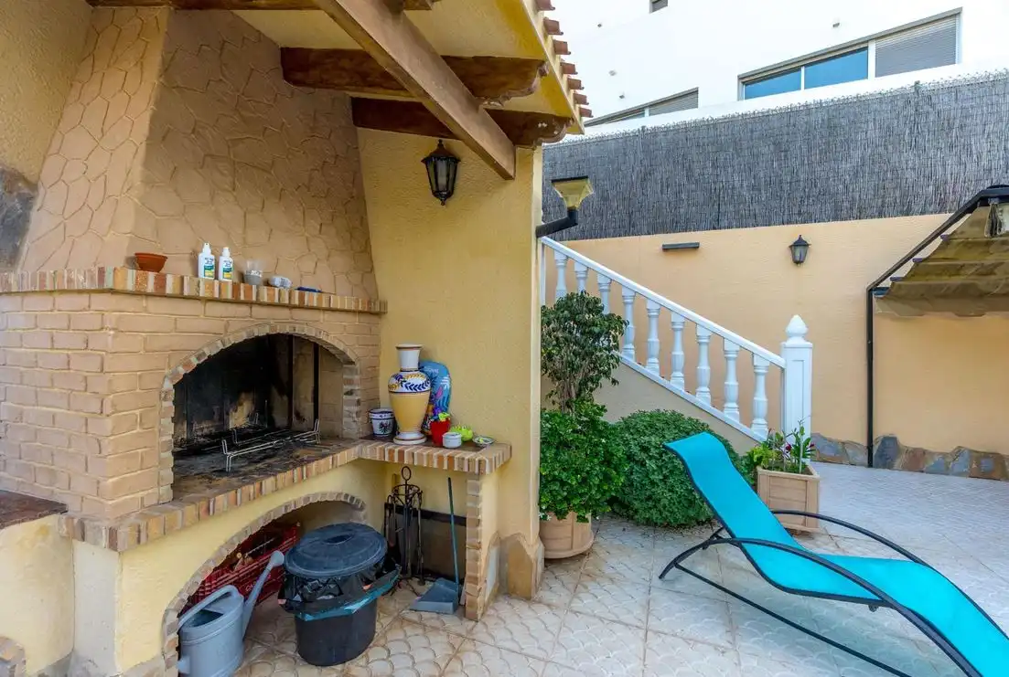Chalet con piscina en venta en Los Balcones - Los Altos, imagen 21