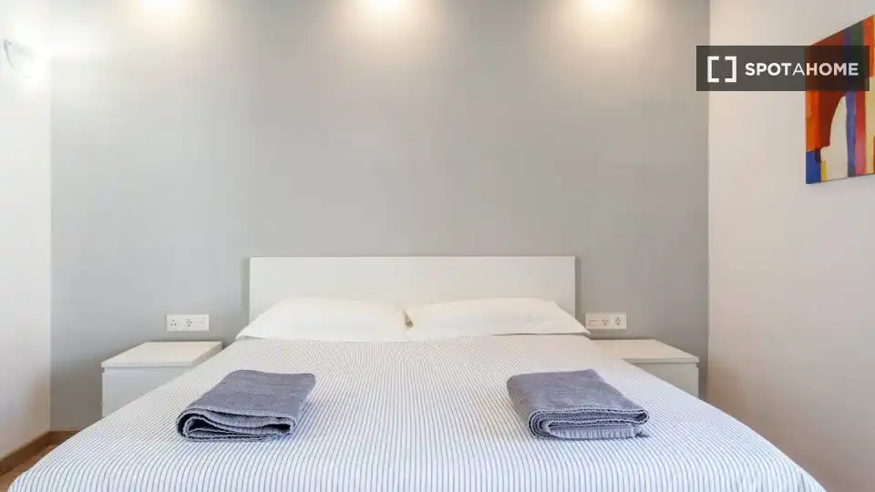 Piso con terraza en alquiler en Ciutat Vella, imagen 4