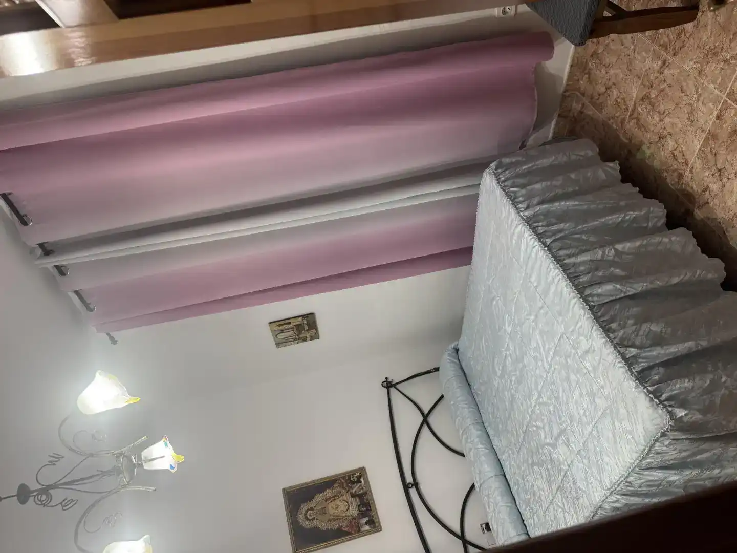 Dormitori de Casa o xalet en venda en Carmona amb Aire condicionat, Jardí privat i Traster