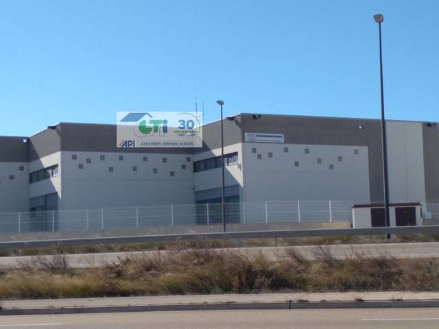 Nave industrial en Alquiler en SALVIA 2 en Cartuja Baja