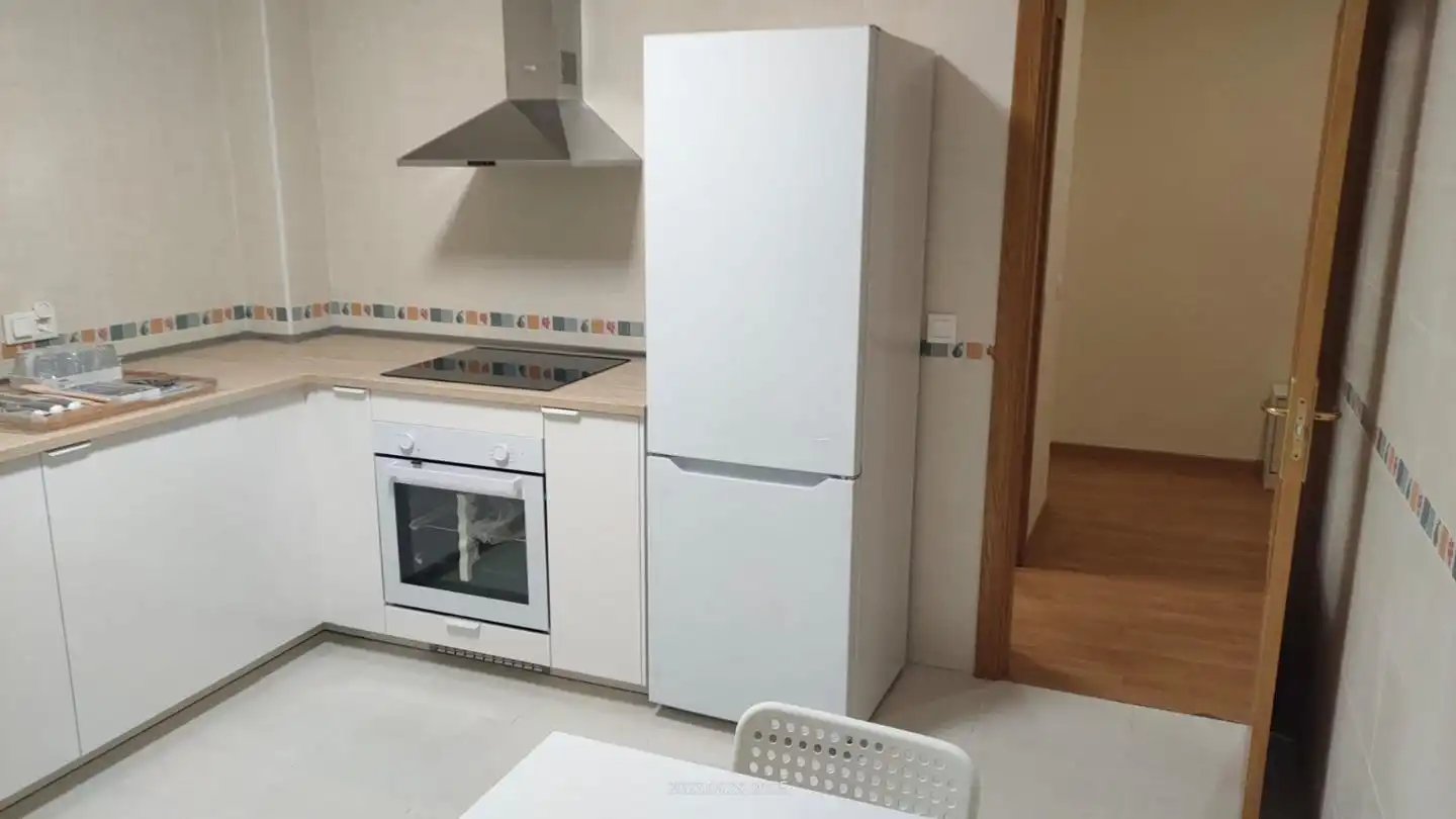 Cocina de Planta baja en venta en Tarancón con Calefacción, Trastero y Amueblado