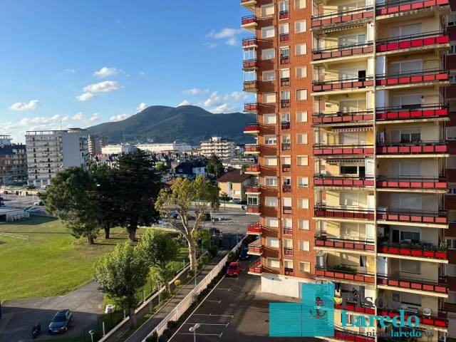 Piso en Alquiler en República de Costa Rica en Zona Playa
