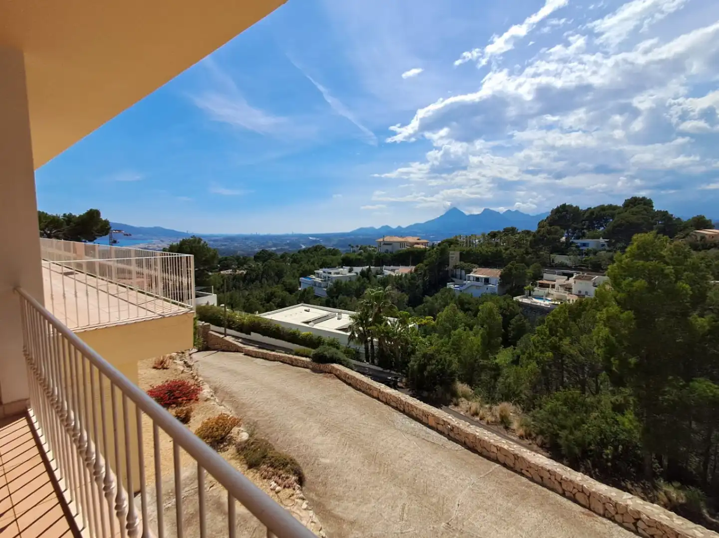 Vista exterior de Casa o chalet en venta en Altea con Aire acondicionado, Calefacción y Jardín privado
