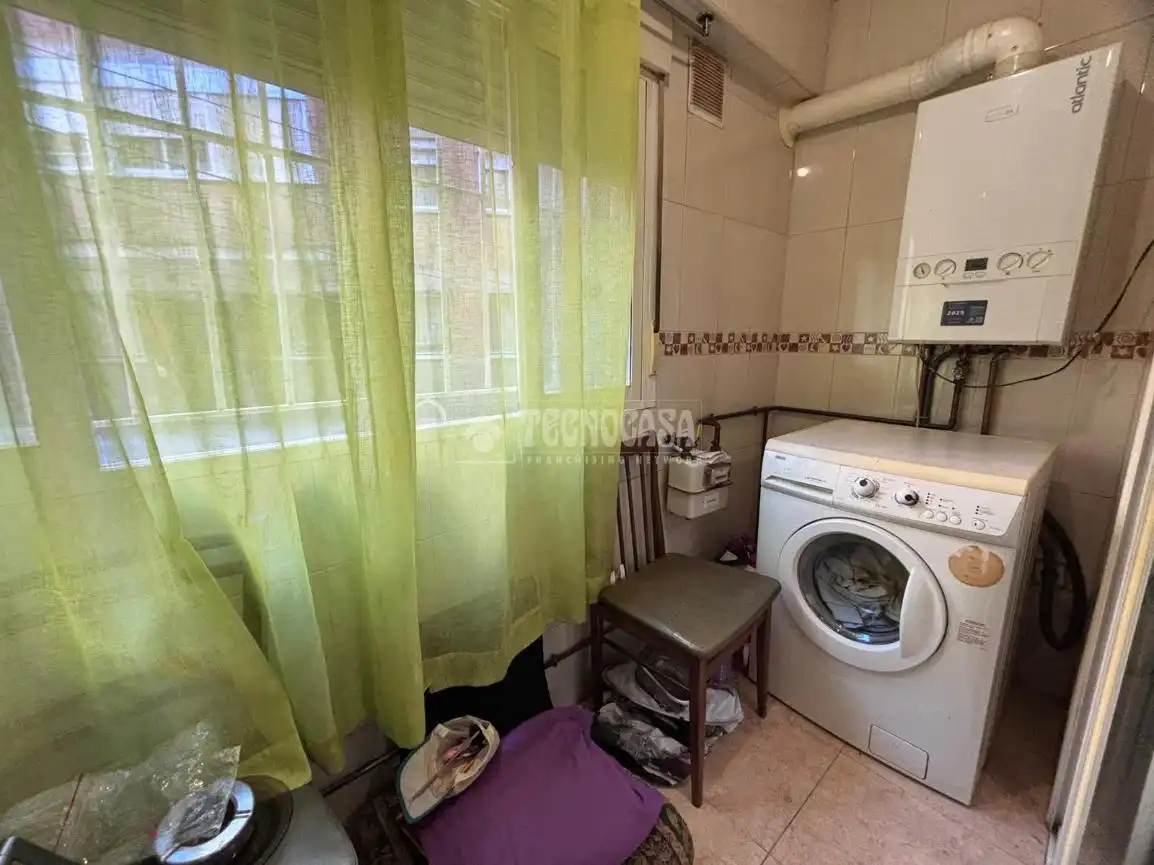 Bedroom of Flat for sale in Alcalá de Henares
