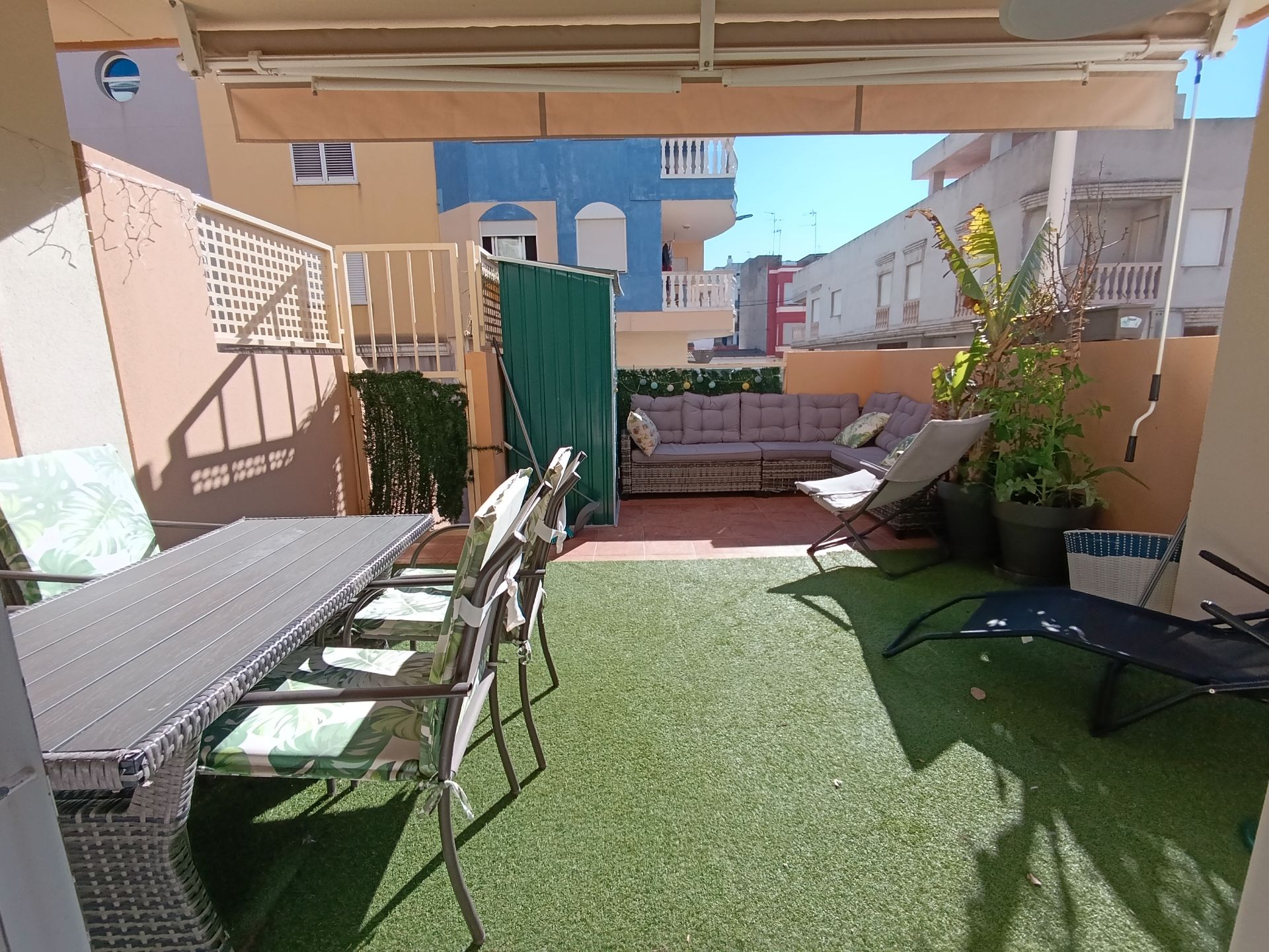 Terrassa de Apartament de lloguer en Moncofa amb Aire condicionat, Calefacció i Jardí privat