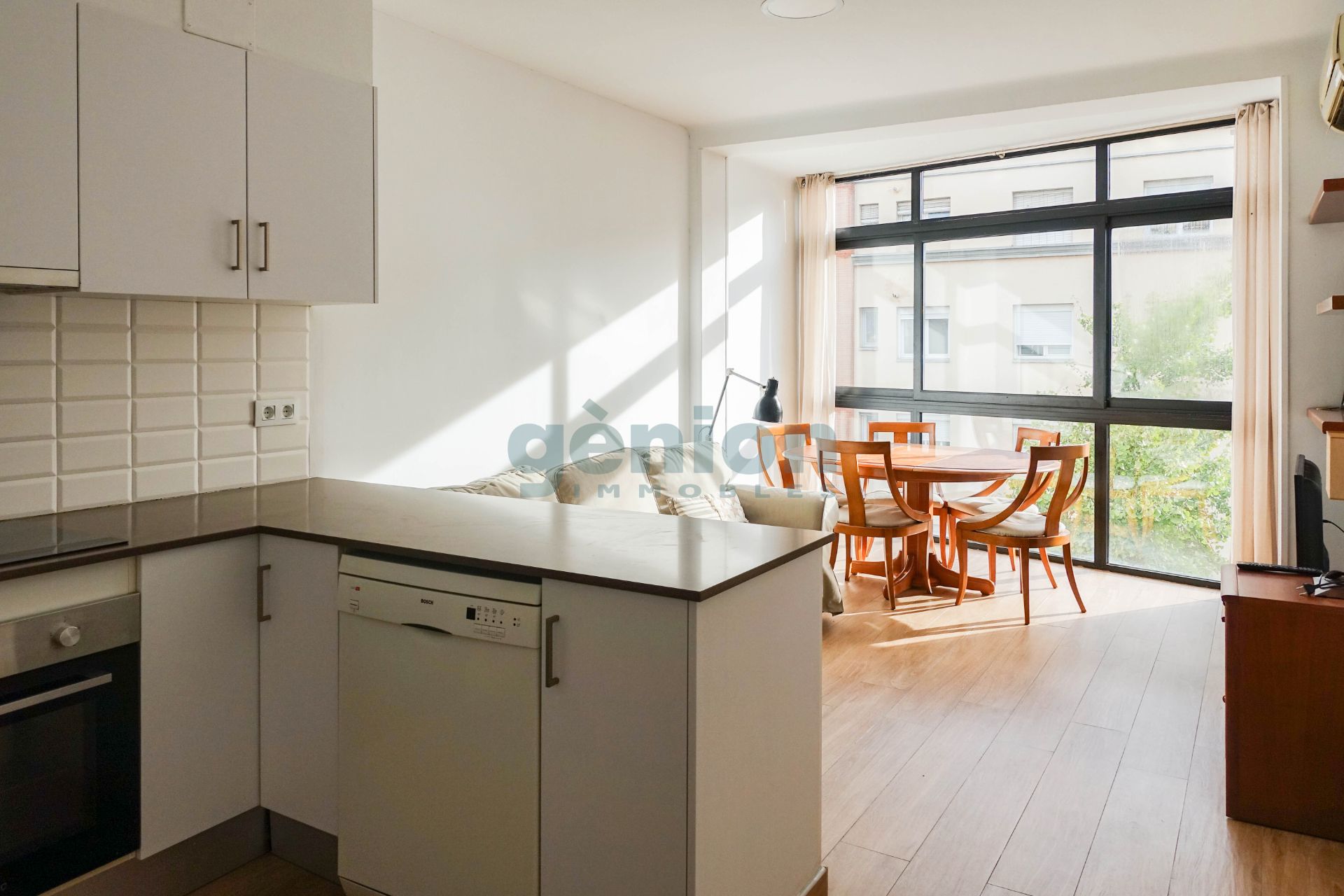Cocina de Piso en venta en Girona Capital con Aire acondicionado, Calefacción y Balcón