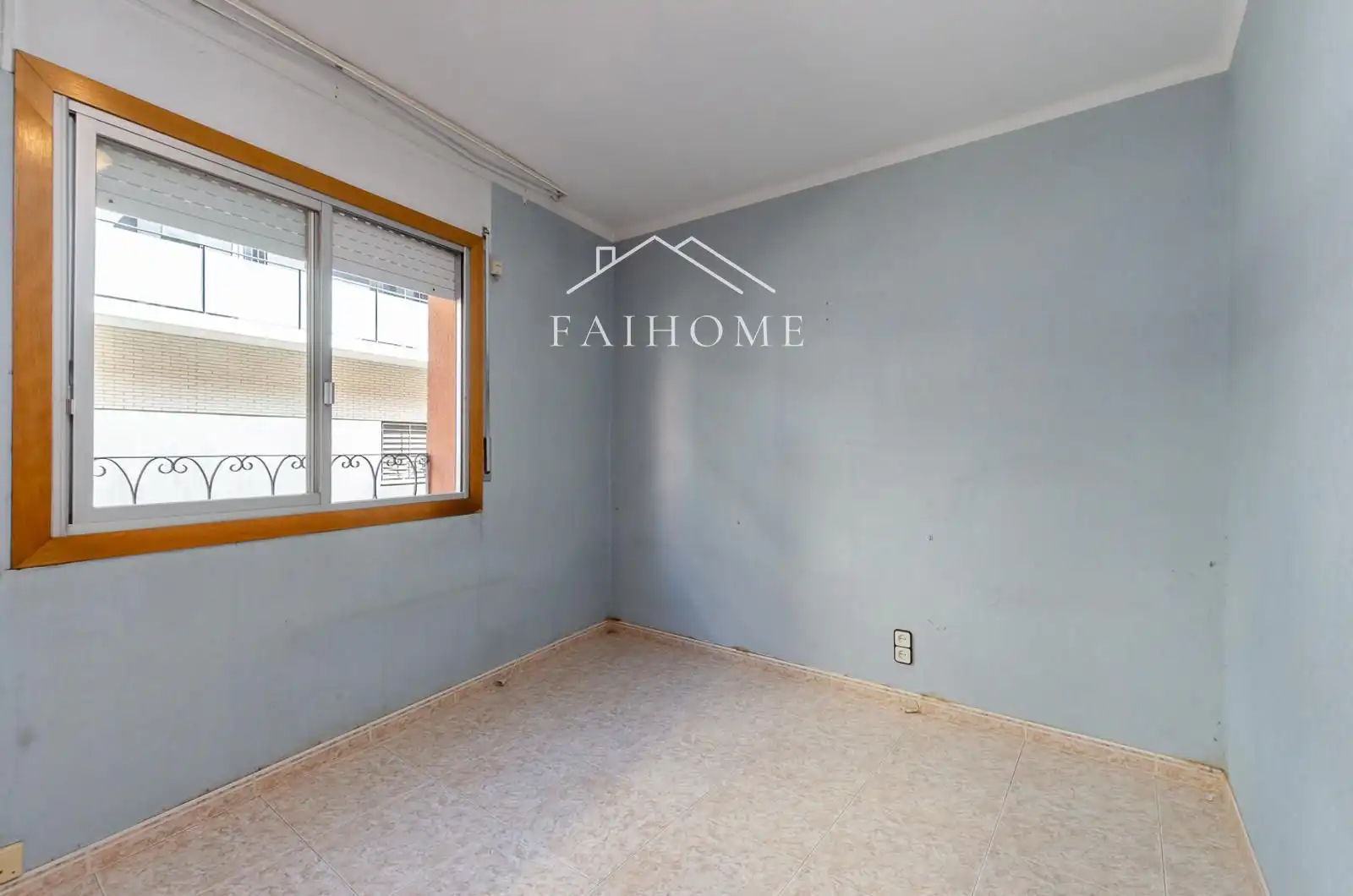 Habitación de Piso en venta en Badalona con Calefacción, Horno y Lavadora