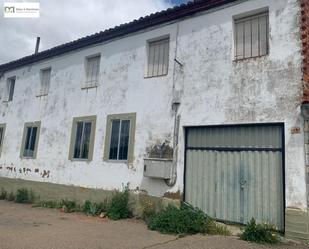 Exterior view of Residential for sale in San Andrés del Rabanedo