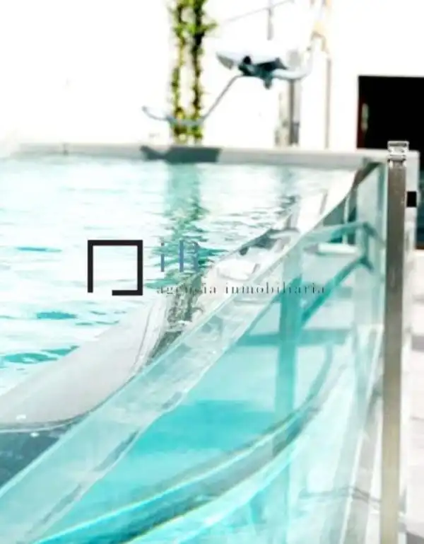 Piscina de Pis en venda en Madrid amb Aire condicionat i Piscina