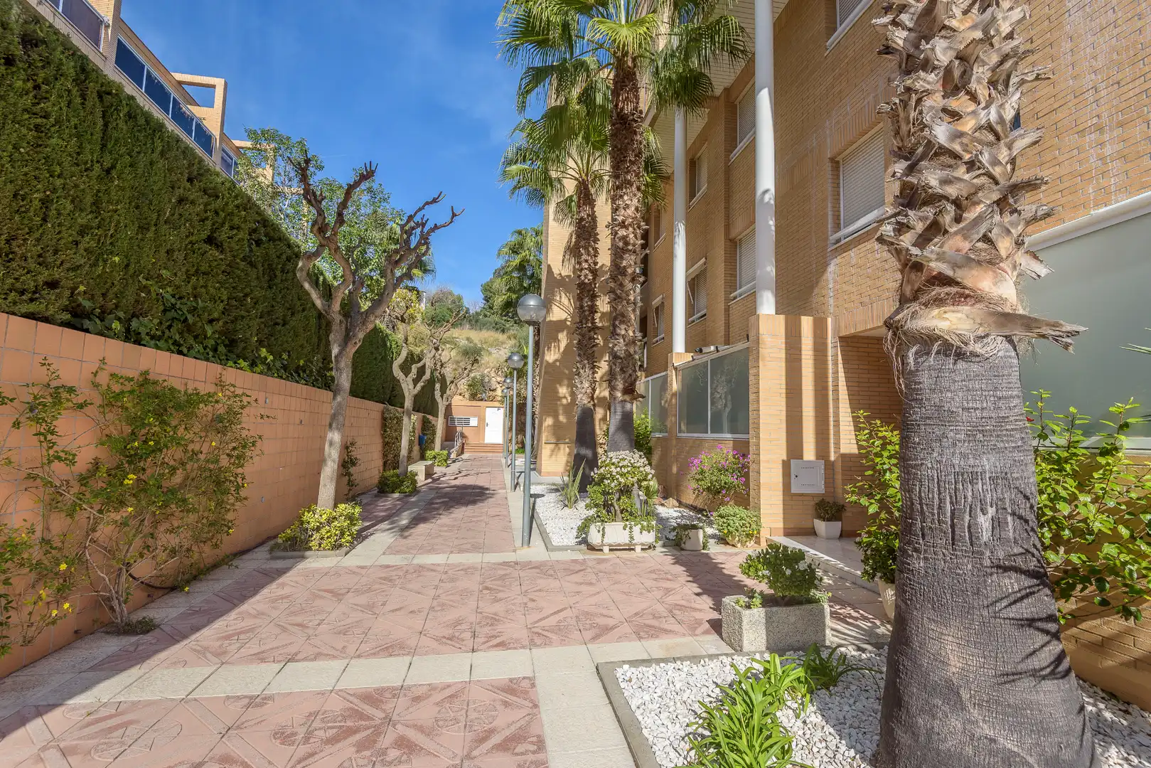 Vista exterior de Dúplex en venda en Tarragona amb Aire condicionat, Calefacció i Jardí privat