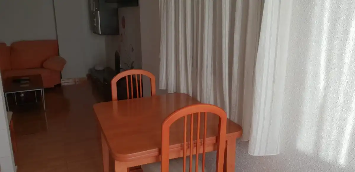 Esszimmer von Dachboden zur Miete in Montijo mit Terrasse
