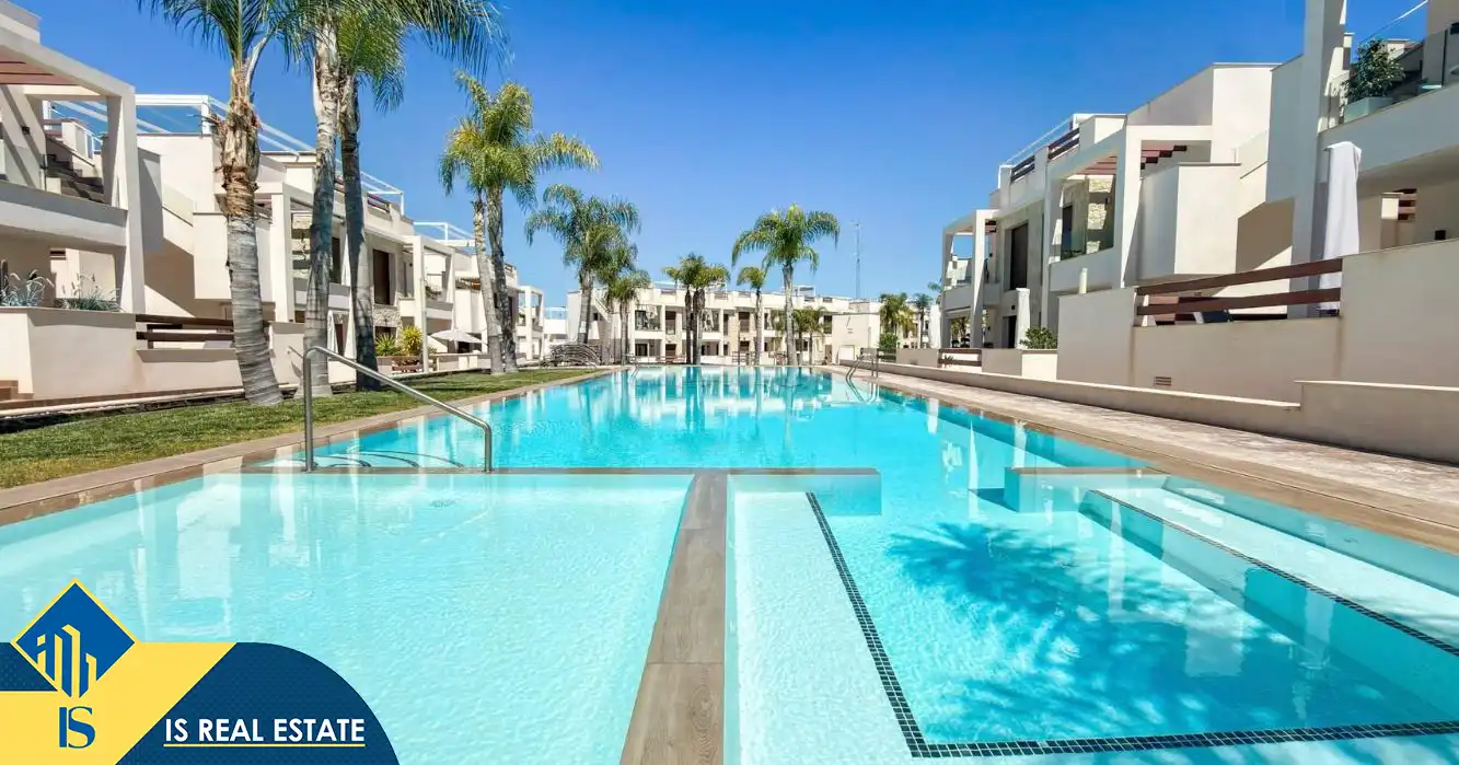 Apartamento con piscina en venta en Los Balcones - Los Altos, imagen 17