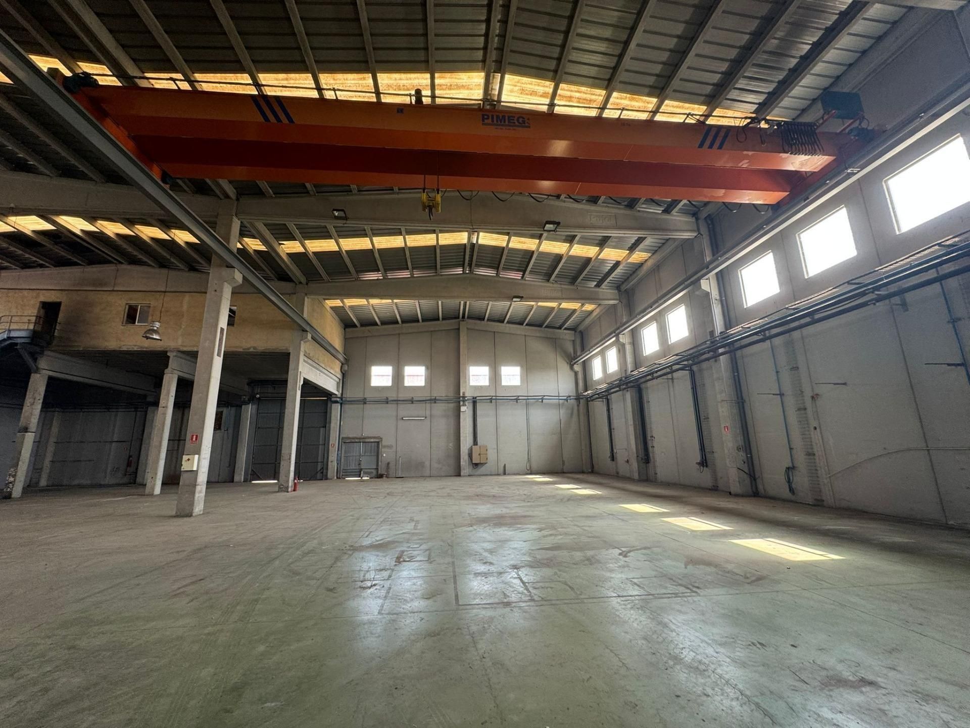 Industrial buildings for sale in Santa Oliva