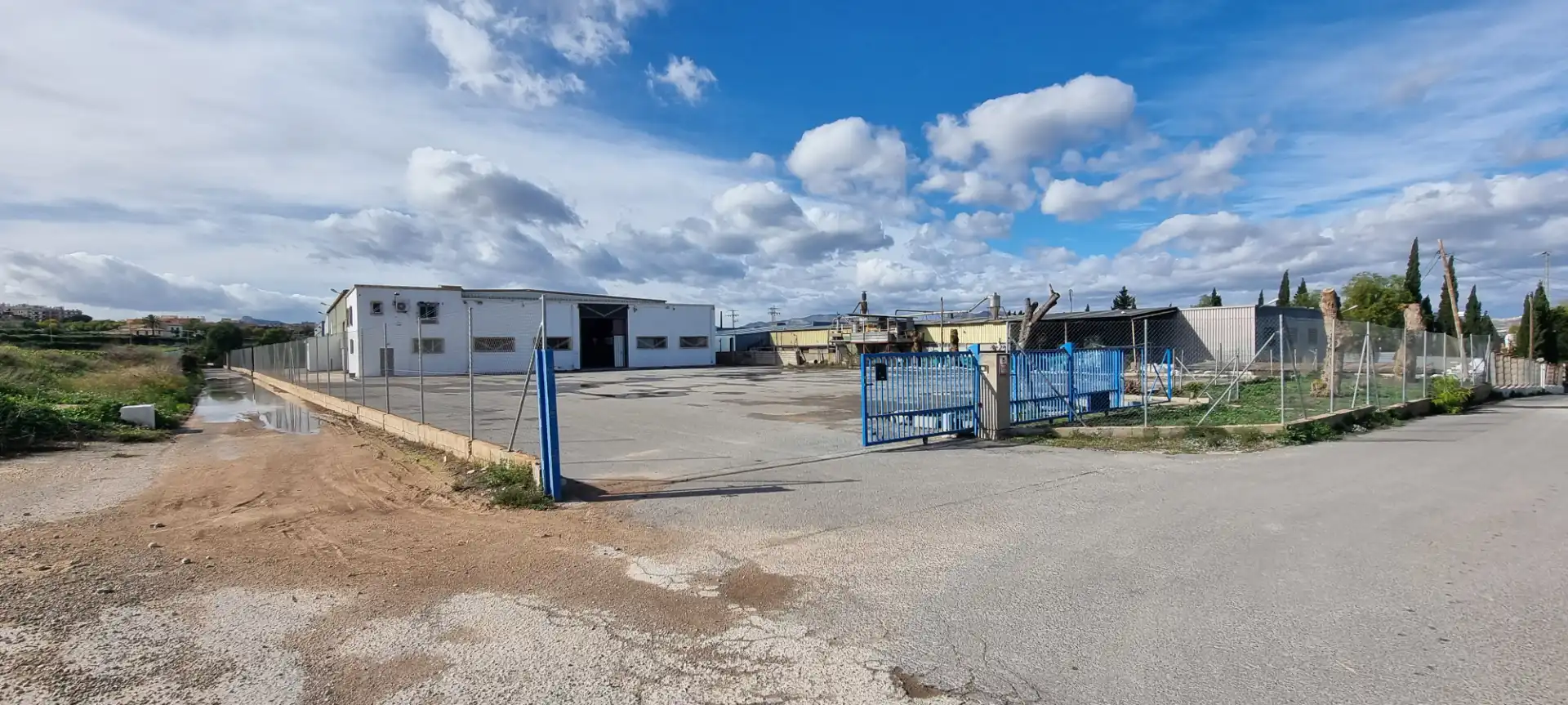 Nau industrial en venda a Camino Entrepinos B, 26, La Coca - La Nia - Vistahermosa