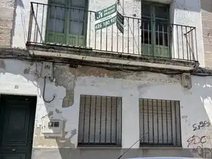 Adossat amb terrassa en venda a Calle Cristo de las Batallas 41