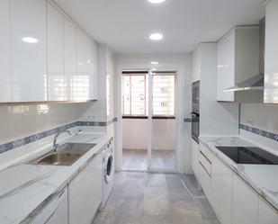 Kitchen of Flat to rent in Tres Cantos  with Terrace