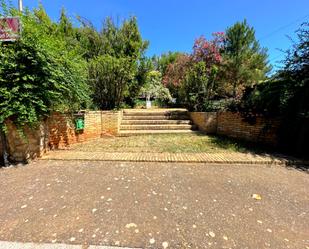 Vista exterior de Casa o xalet en venda en  Córdoba Capital amb Calefacció, Jardí privat i Terrassa