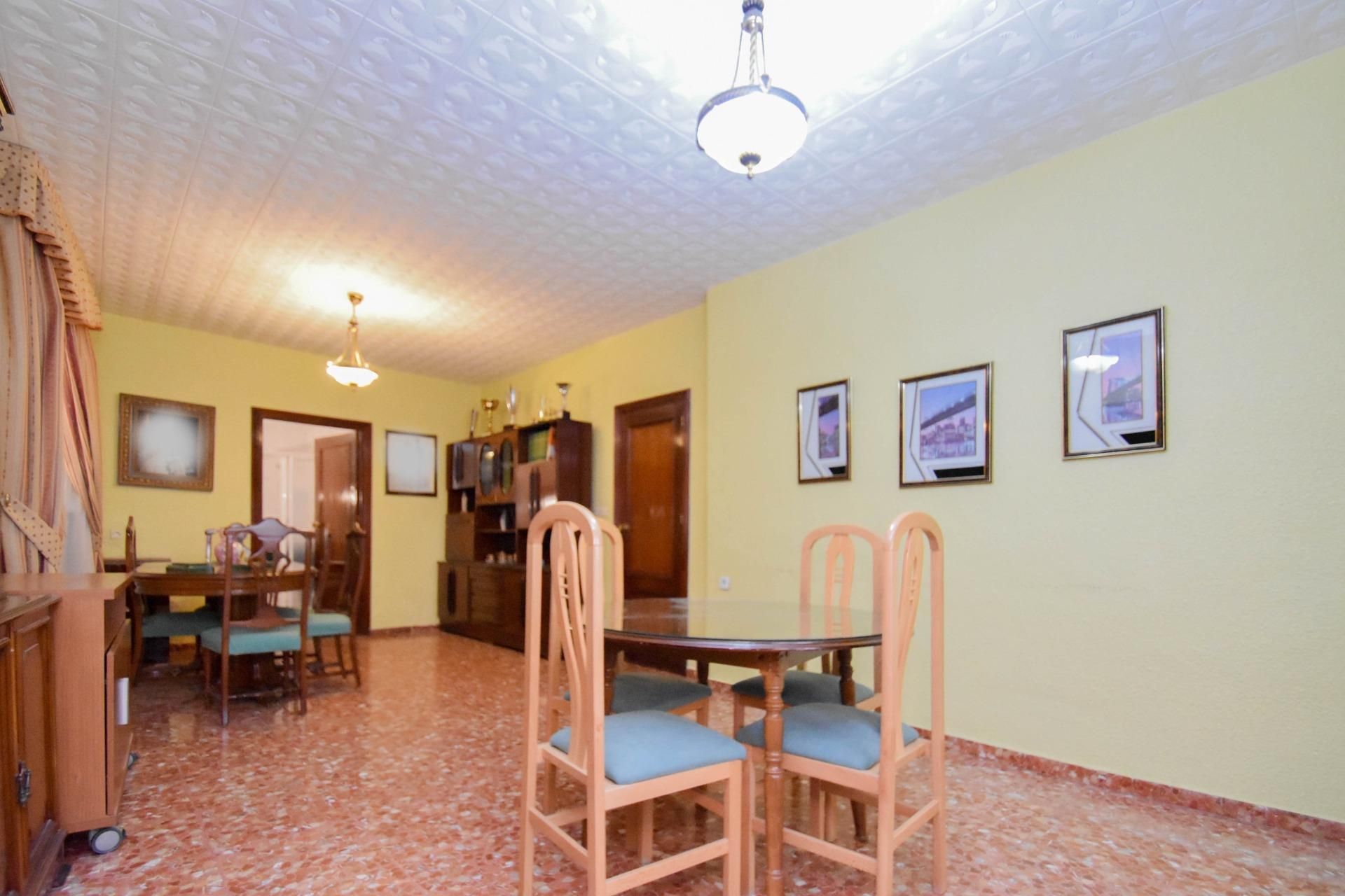 Menjador de Casa o xalet en venda en Las Gabias amb Terrassa, Moblat i Balcó