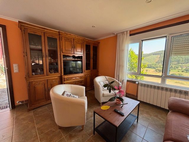 Sala d'estar de Casa adosada de lloguer en Ferrol amb Calefacció, Moblat i Forn