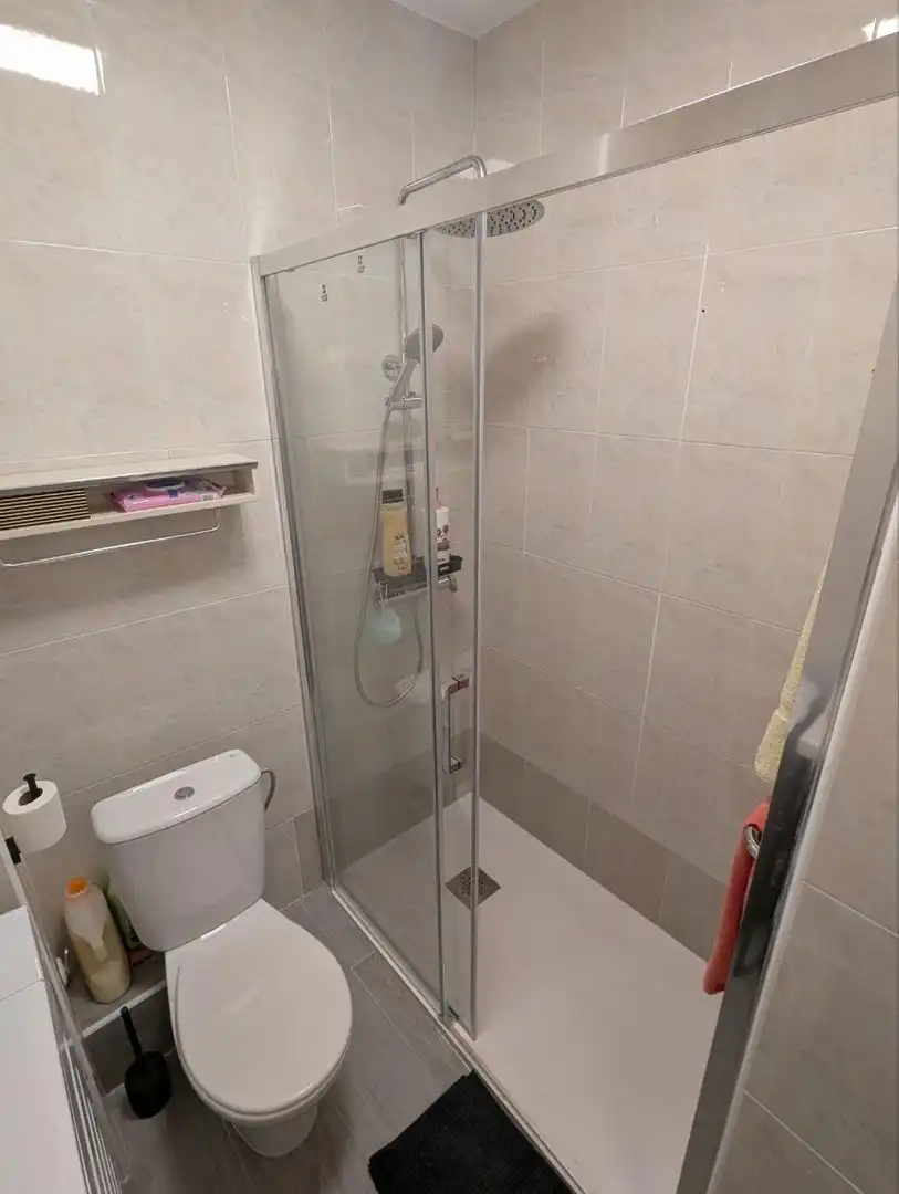 Bany de Pis en venda en Madrid amb Aire condicionat, Terrassa i Traster