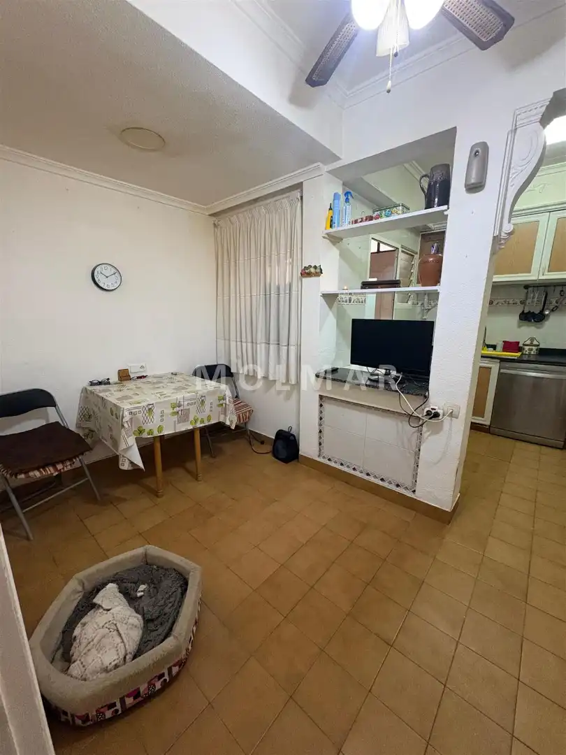 Sala d'estar de Pis en venda en Elda amb Aire condicionat, Terrassa i Balcó